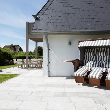 Sunset House Tatil Evi